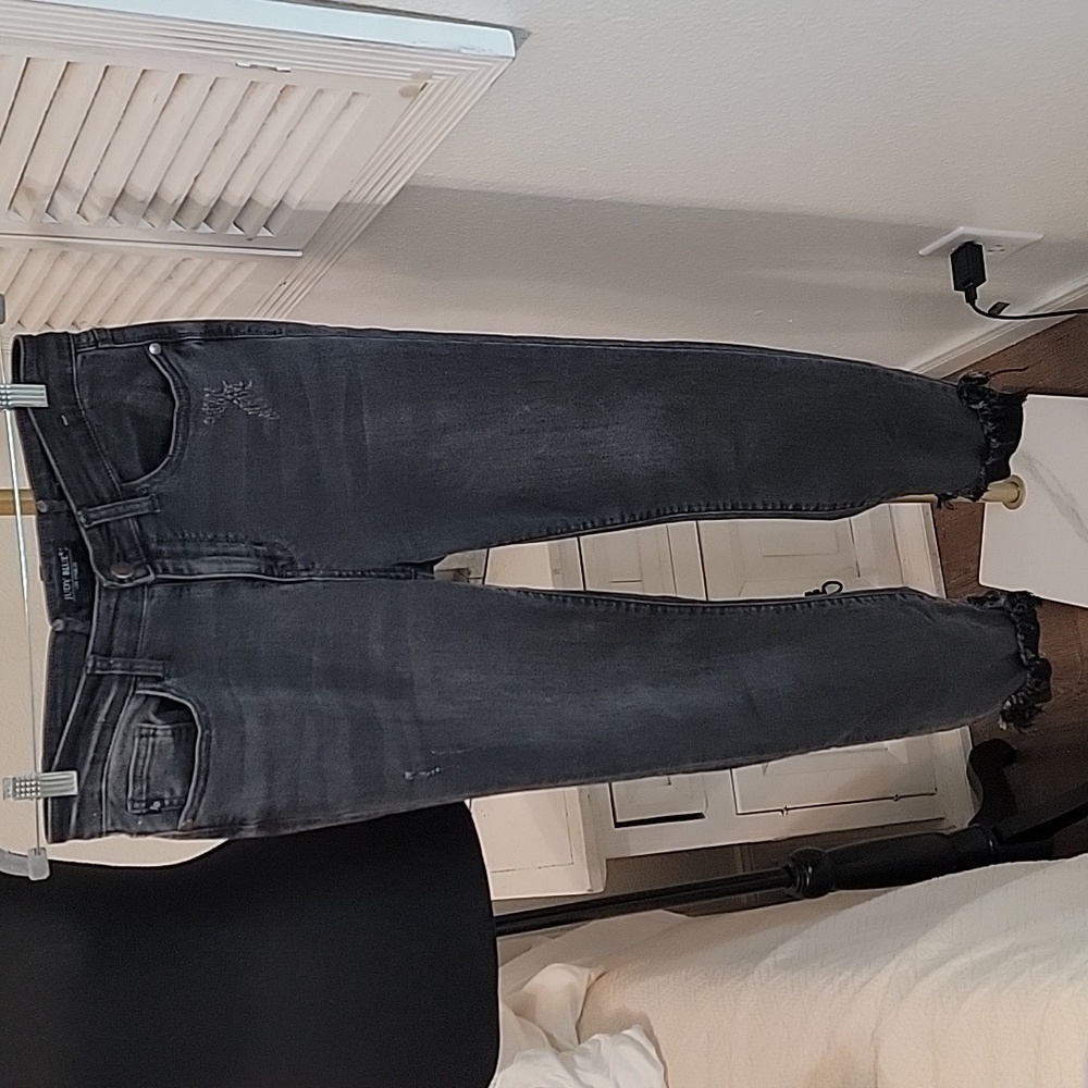 Judy Blue Distressed Jeans